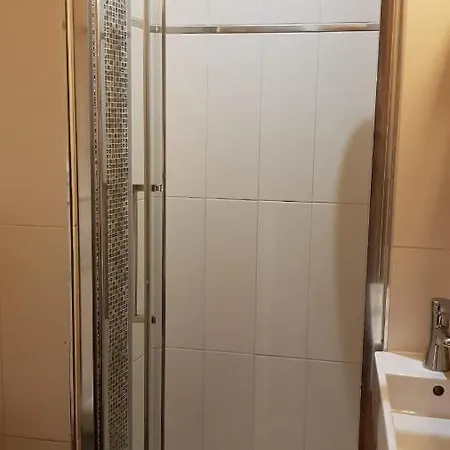 Saint-placide شقة